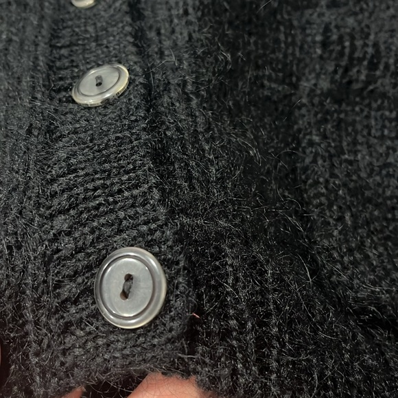 Vintage PREMBROOK LANE mohair and acrylic, black cardigan, size M. - Picture 5 of 9